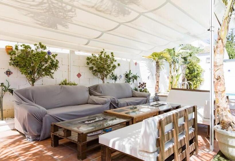 פנסיון Apartamento Privado Con Piscina Y Jardin Compartidos