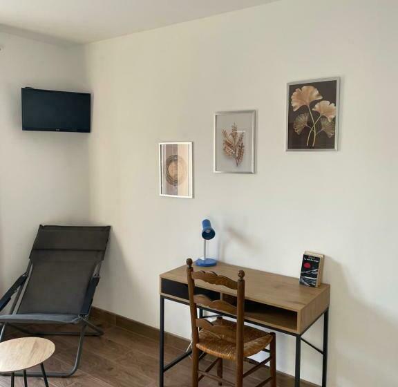 膳宿费 Au Clos Decoeur