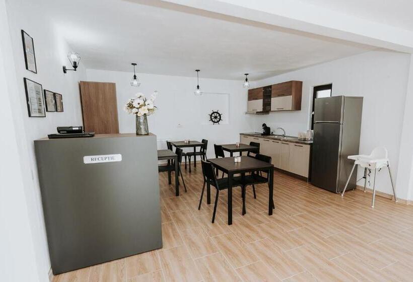 ペンション Casa Almi