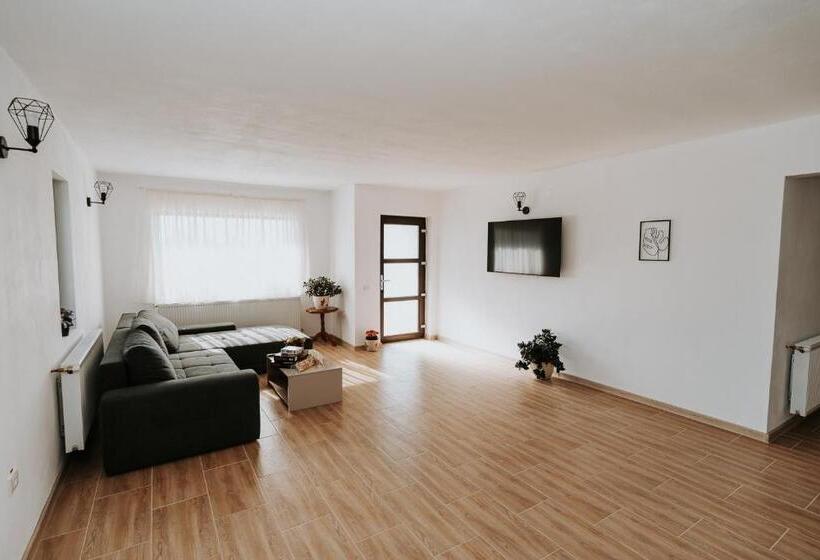 ペンション Casa Almi