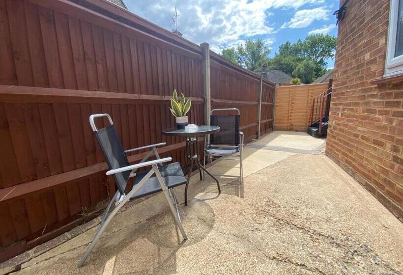 بنسيون Cristina Modern