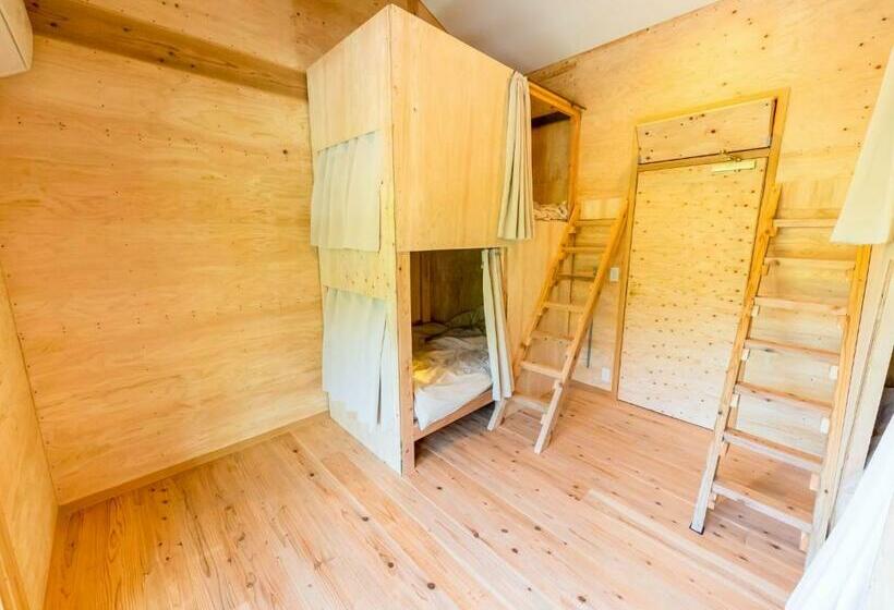 ペンション Female Only Dormitory Guest House Amami Long Beach 2 Breakfast Included  Vacation Stay 64534v