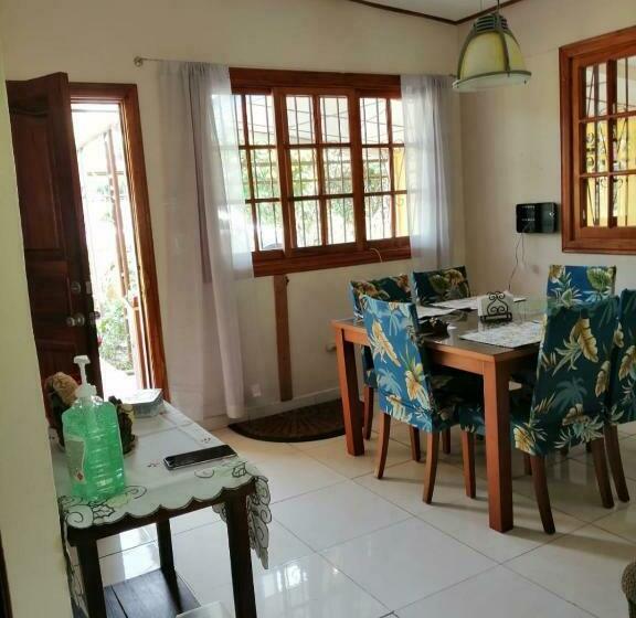 بنسيون Gaia Lodge