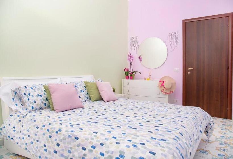 פנסיון Luigi S Panoramic And Economy Room Near Sorrento