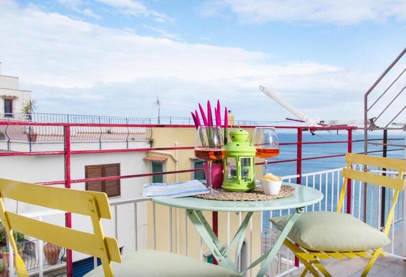 פנסיון Luigi S Panoramic And Economy Room Near Sorrento