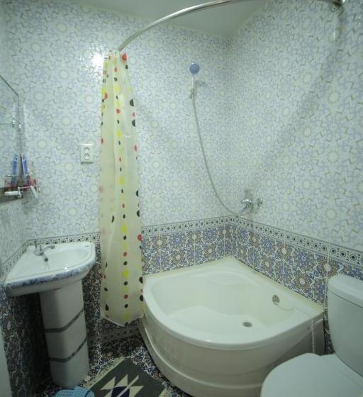 ペンション Musobek Guest House