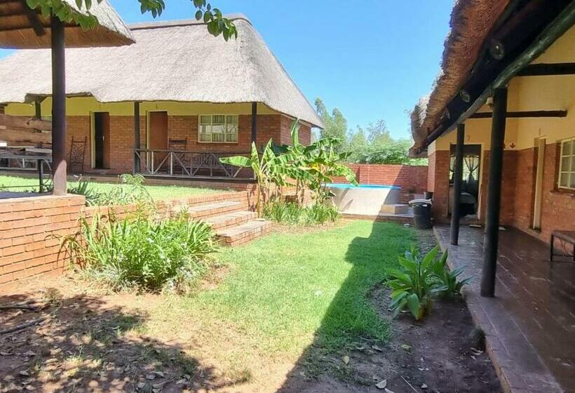 ペンション Sha Henné S Guesthouse