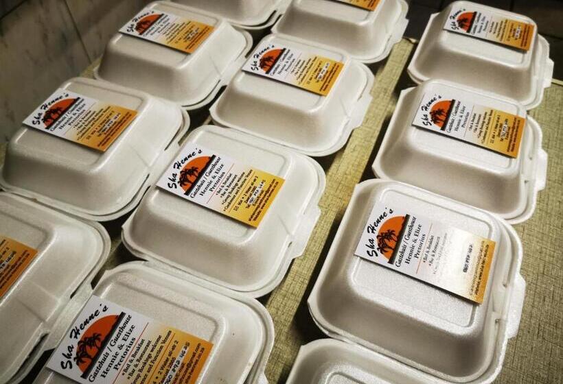 ペンション Sha Henné S Guesthouse