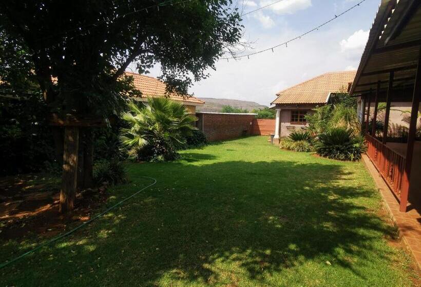 ペンション Sha Henné S Guesthouse