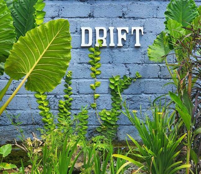 리조트 Drift Hideaway