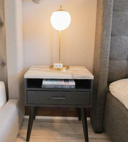 Rooftop Pool Suite With King Bed In Ocean Dr C303