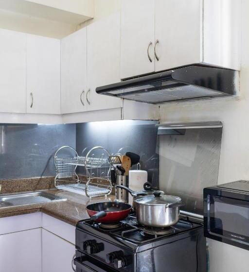 Spacious Penthouse Near Naia With 24 7 Convenience