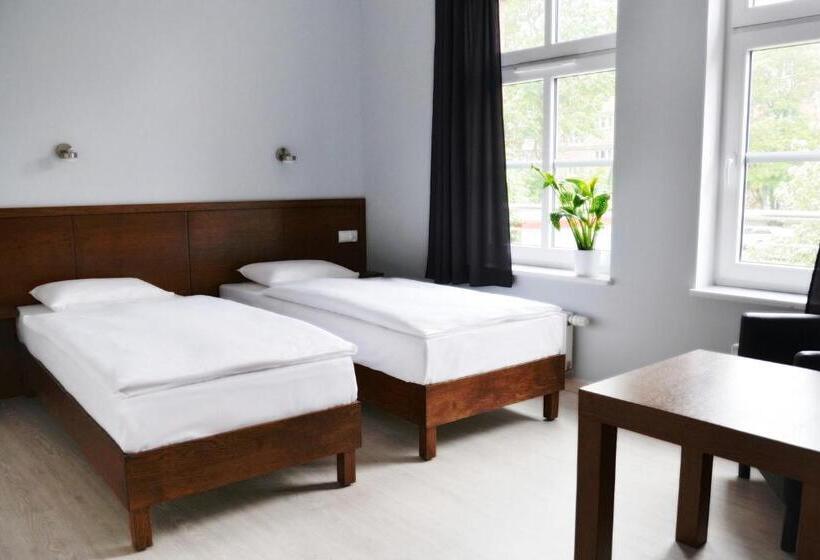 Общежитие Kamienica 22 Old Town