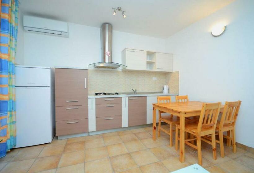 Apartments And Rooms Stipe