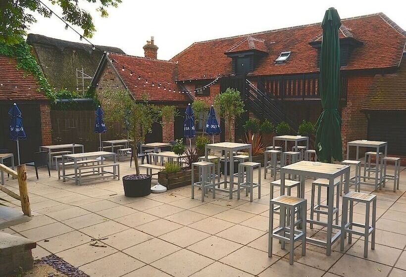 여관 The Selsey Arms