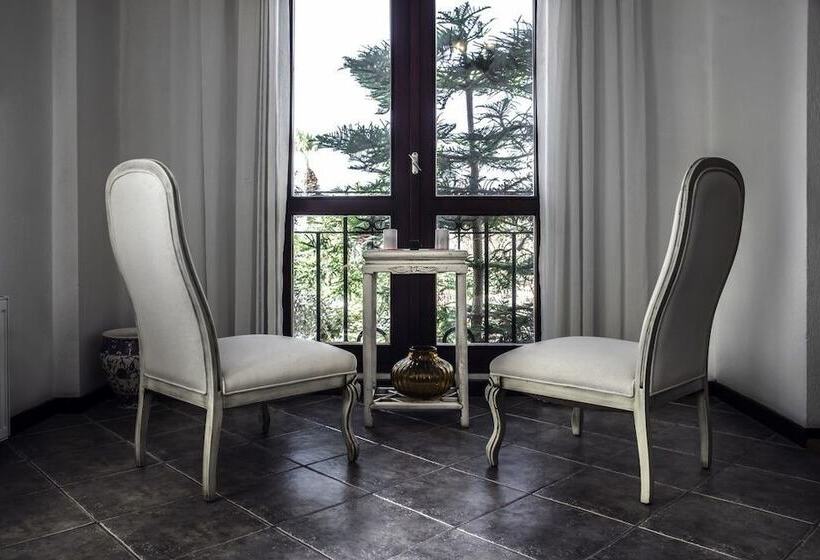 בית מלון כפרי Artemis Selcuk Suites