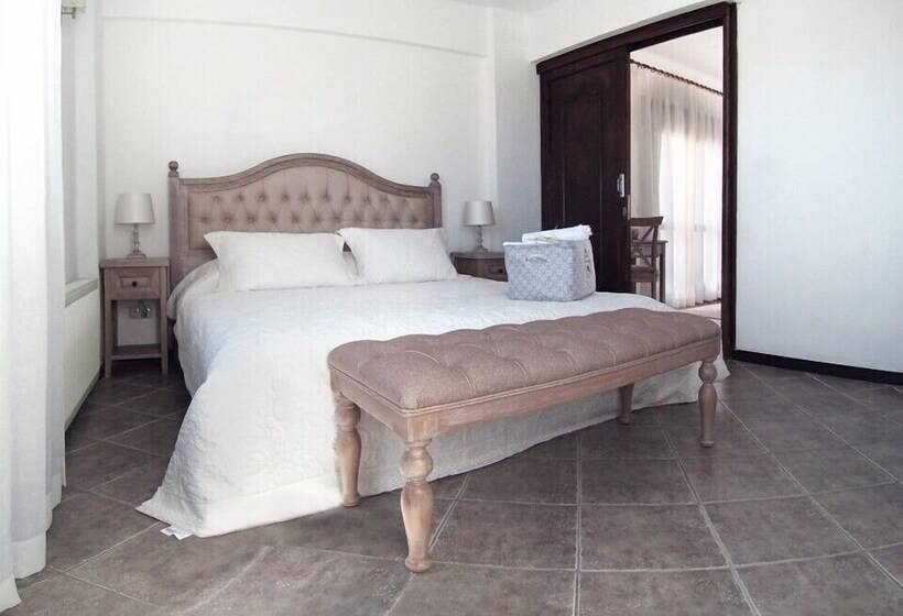 בית מלון כפרי Artemis Selcuk Suites