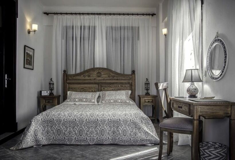 בית מלון כפרי Artemis Selcuk Suites