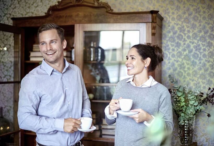 Отель Aspenäs Herrgård