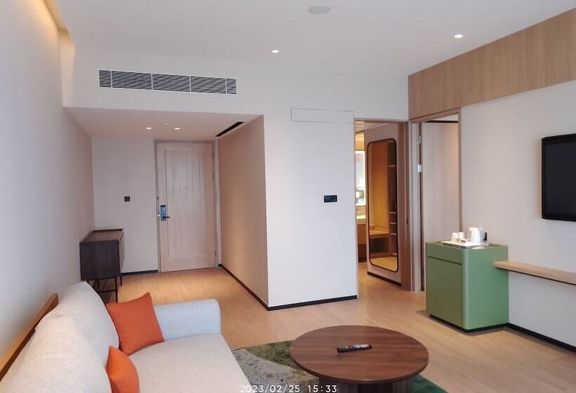 בית מלון כפרי Holiday Inn Lampung Bukit Randu By Ihg