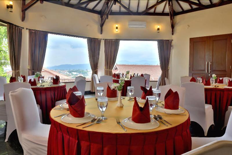 בית מלון כפרי Holiday Inn Lampung Bukit Randu By Ihg