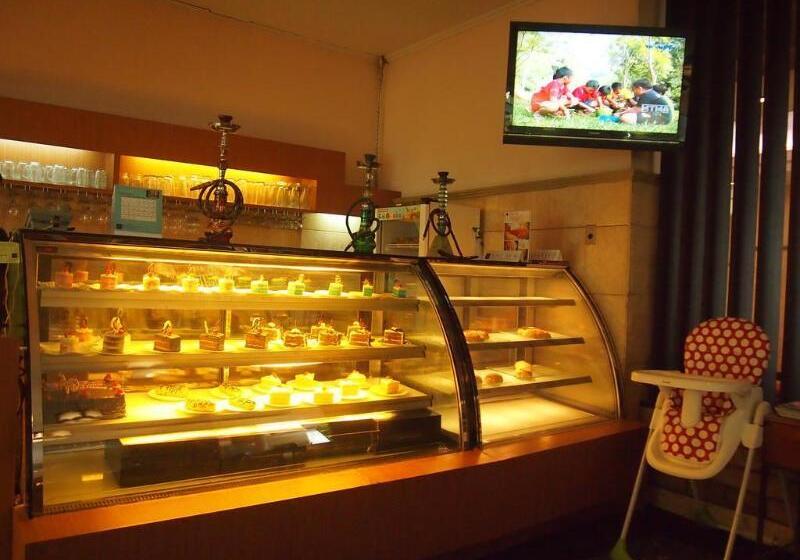 فندق Bumi Wiyata