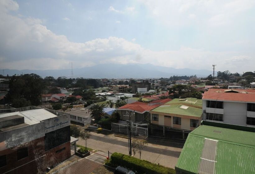 Отель Casa Cambranes