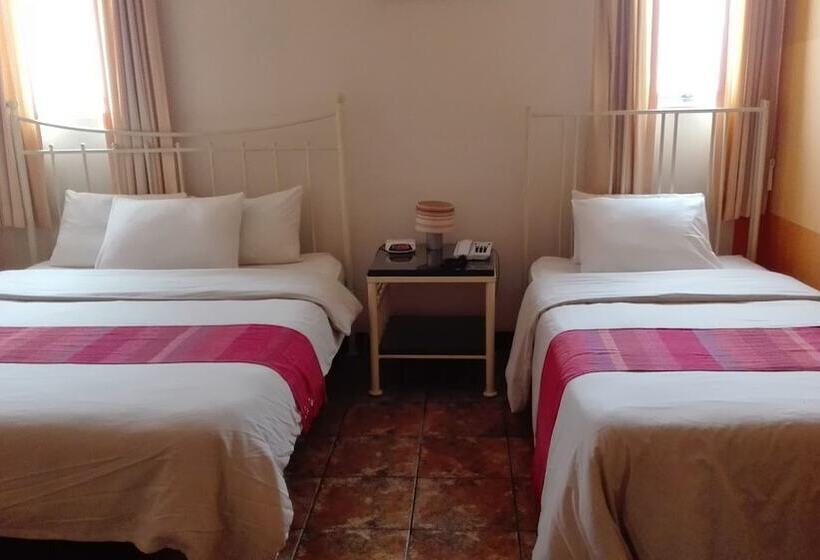 Отель Casa Cambranes