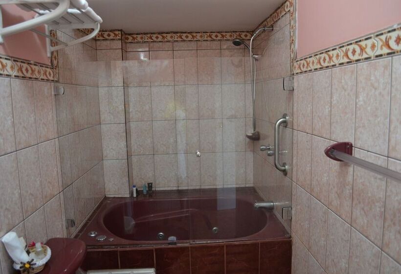 Отель Casa Cambranes