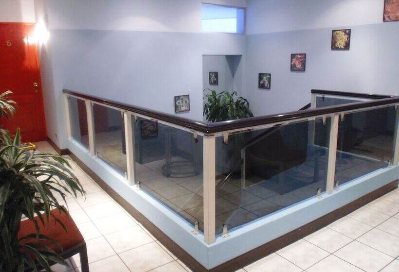 Отель Casa Cambranes