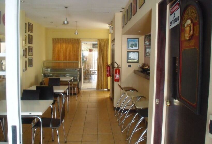 Отель Casa Cambranes