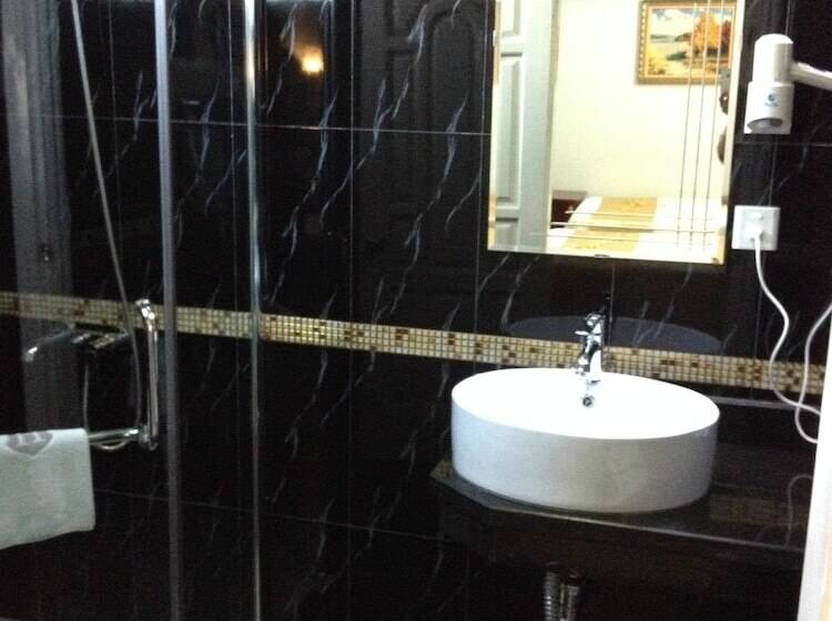 هتل Classic Hoang Long