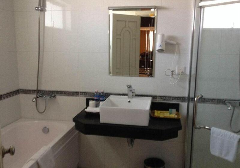 هتل Classic Hoang Long