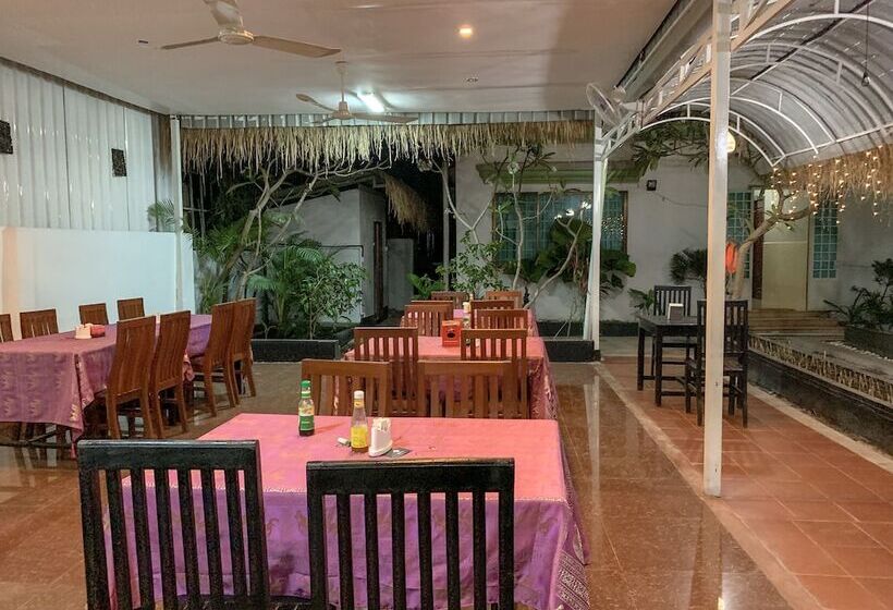 هتل Damnak Riverside Villa