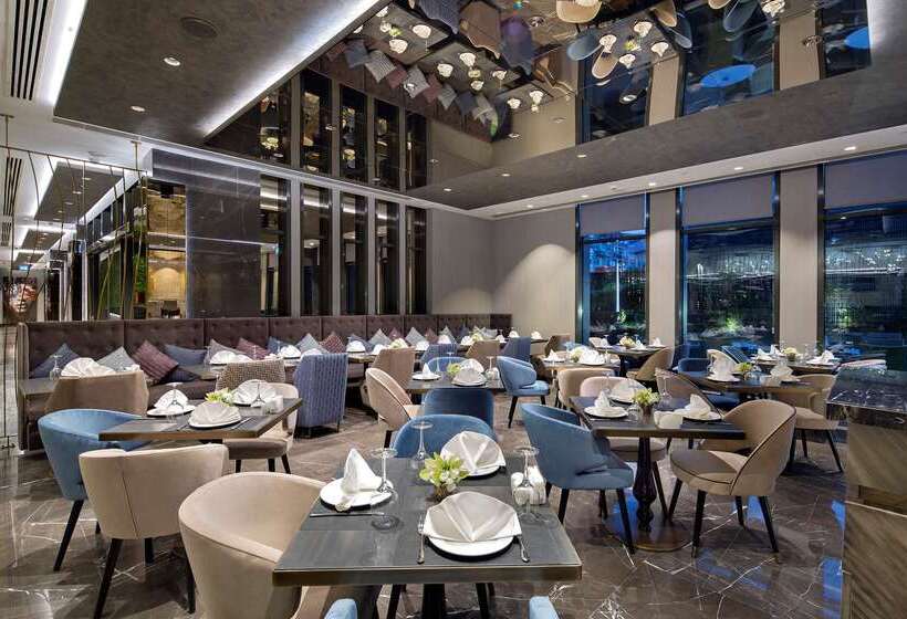 Doubletree By Hilton Hotel Istanbul   Piyalepasa