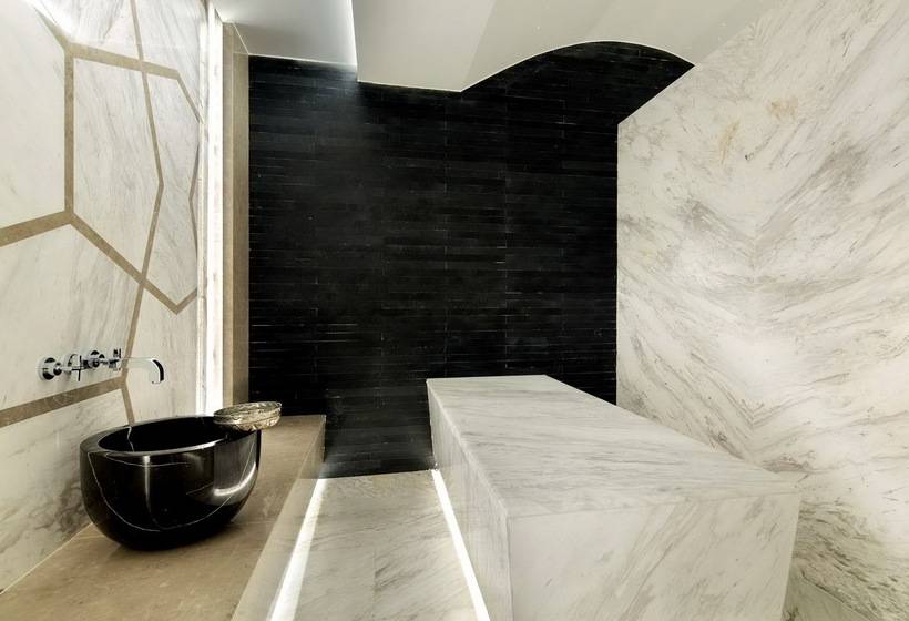 Doubletree By Hilton Hotel Istanbul   Piyalepasa