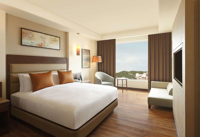 هتل Doubletree By Hilton  Agra