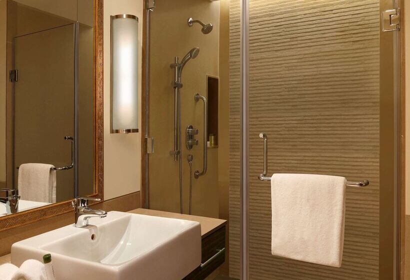 هتل Doubletree By Hilton  Agra