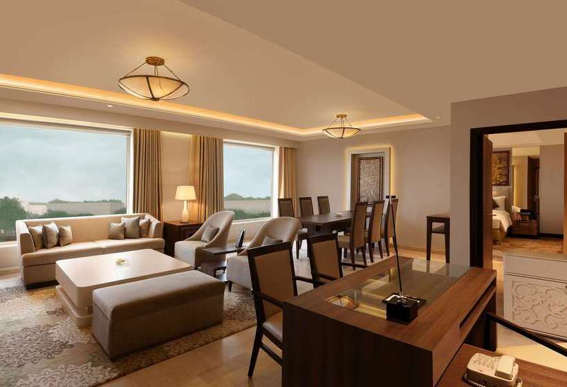 هتل Doubletree By Hilton  Agra