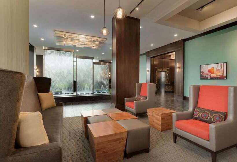 호텔 Embassy Suites By Hilton Chicago Naperville