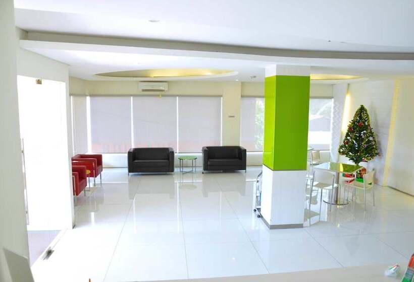 호텔 Everbright Ambon