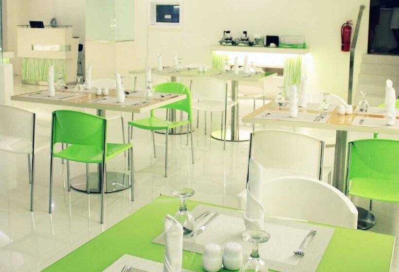 호텔 Everbright Ambon