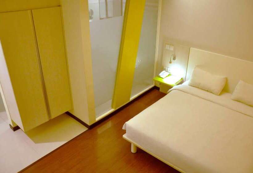 هتل Everbright Ambon