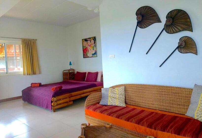 호텔 Good Time Sports Village Koh Mak