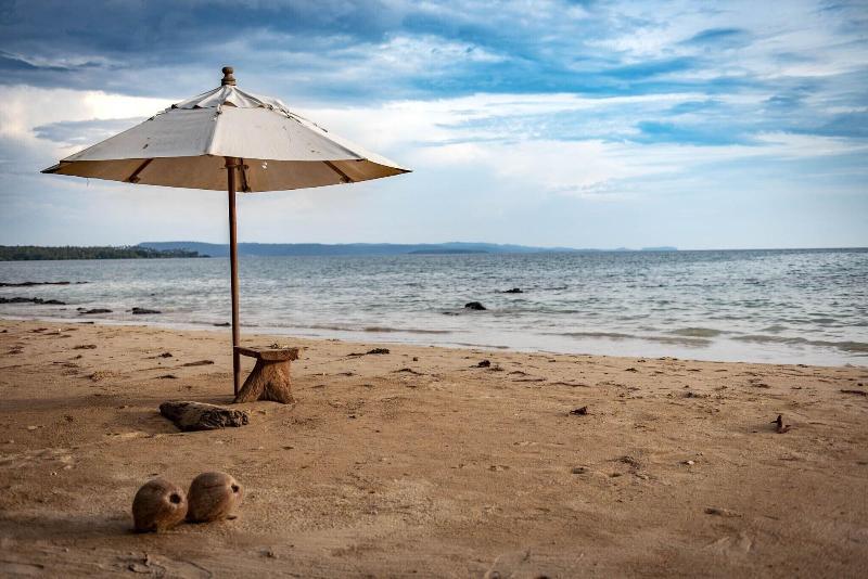 호텔 Good Time Sports Village Koh Mak