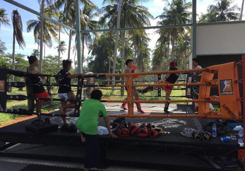 هتل Good Time Sports Village Koh Mak