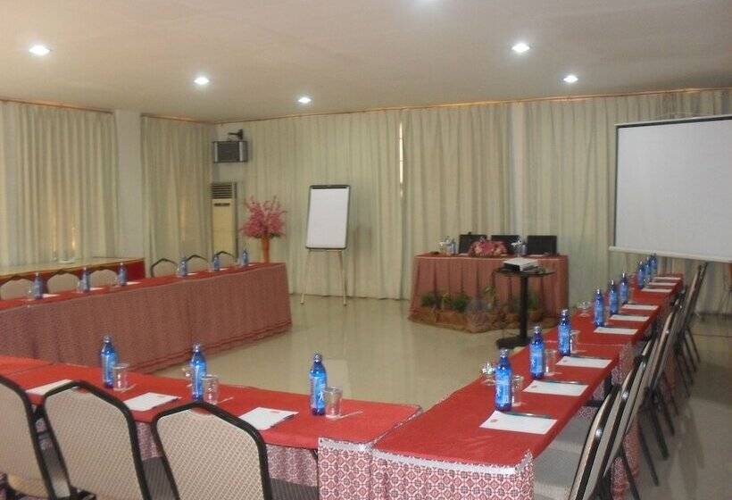 فندق Gran Central