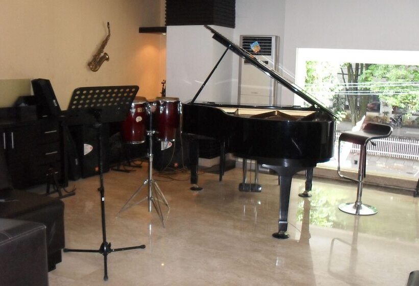 فندق Gran Central