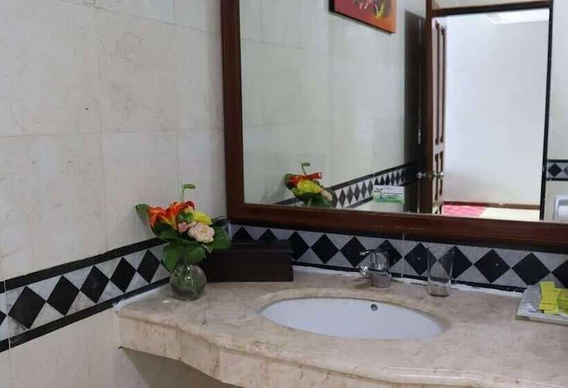 בית מלון כפרי Grand Victoria