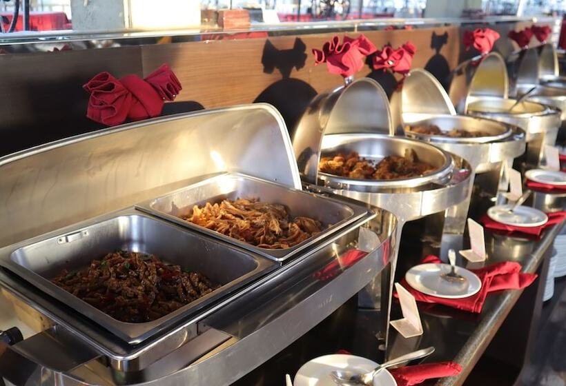 בית מלון כפרי Grand Victoria